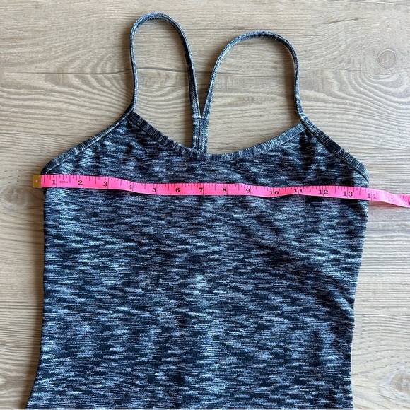 Lululemon Women’s Power Y Tank Top *Luon Dramatic Static White Black size 4 - Picture 11 of 12